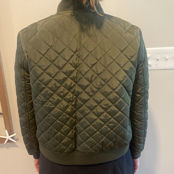 Levi’s diamond Quilted army green fall jacket size medium - Picture 6 of 10